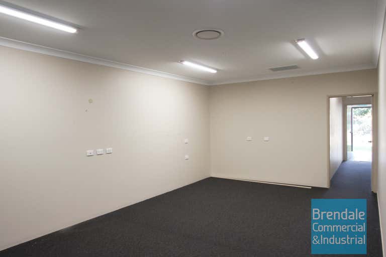 Unit 17, 18 Hinkler Ct Brendale QLD 4500 - Image 4