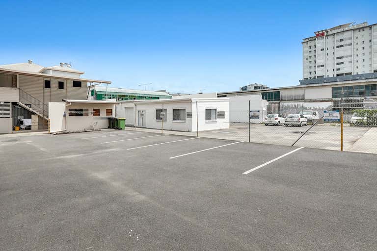 1/42 McLeod Street Cairns City QLD 4870 - Image 3