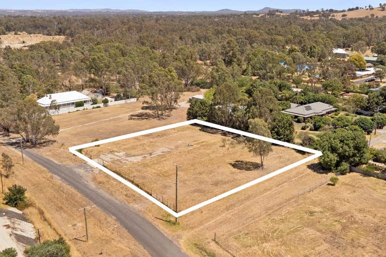 122  Eliza Street Seymour VIC 3660 - Image 2