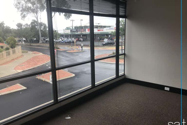 8/18 Welwyn Avenue Manning WA 6152 - Image 2