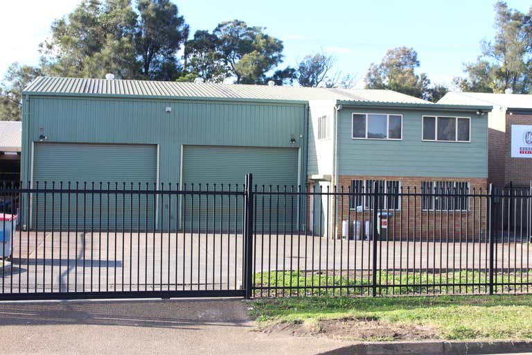 8 Second Ave Unanderra NSW 2526 - Image 2