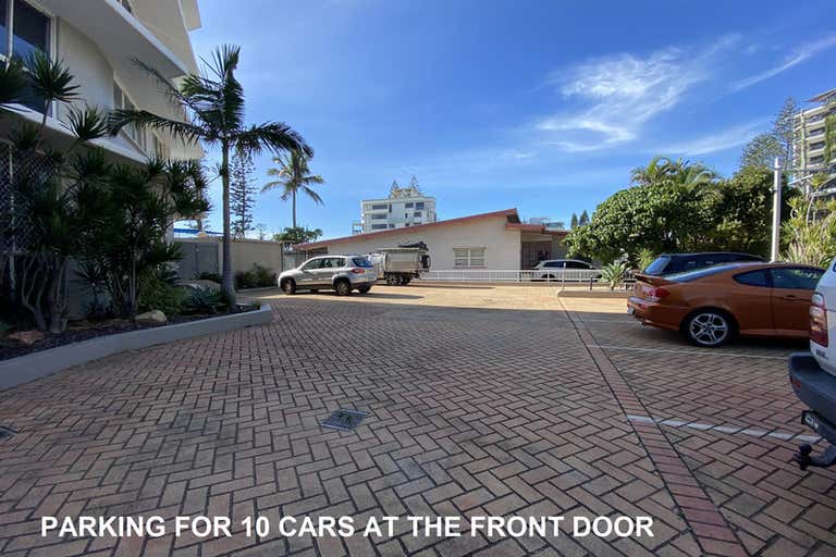 2/2 Nineteenth Avenue Palm Beach QLD 4221 - Image 3