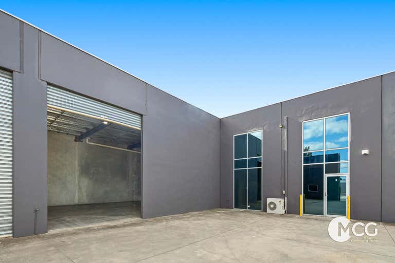 2/3 Hammer Court Hoppers Crossing VIC 3029 - Image 1