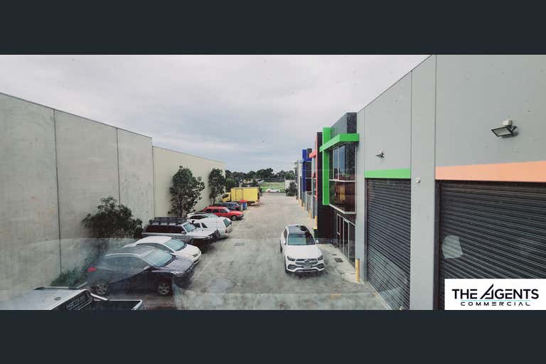 5/14 Network Drive Truganina VIC 3029 - Image 3