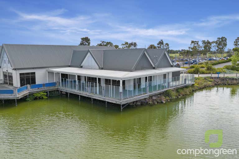 72 Greg Norman Drive Sanctuary Lakes VIC 3030 - Image 1
