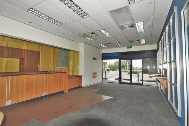 Shop 5 , 131 Anzac Avenue Newtown QLD 4350 - Image 2