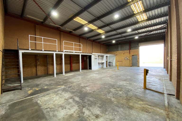 Unit 3, 225-227 Beechboro Road North Embleton WA 6062 - Image 2