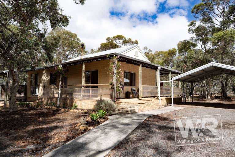 Kendenup Cottages and Lodge Kendenup WA 6323 - Image 3