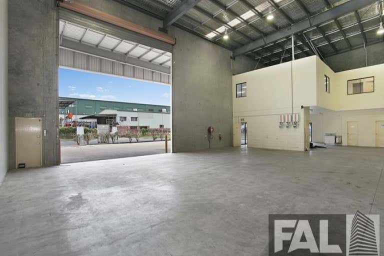 Unit  1, 59 Boniface St Archerfield QLD 4108 - Image 4