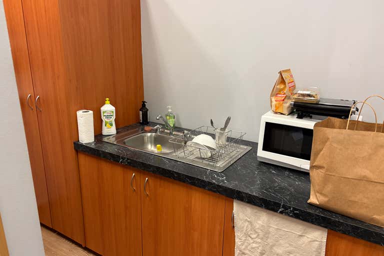 3  , 3/110 Mounts Bay Road Perth WA 6000 - Image 3