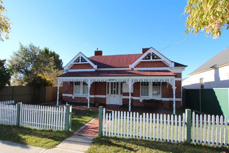 86 Bentinck Street Bathurst NSW 2795 - Image 1