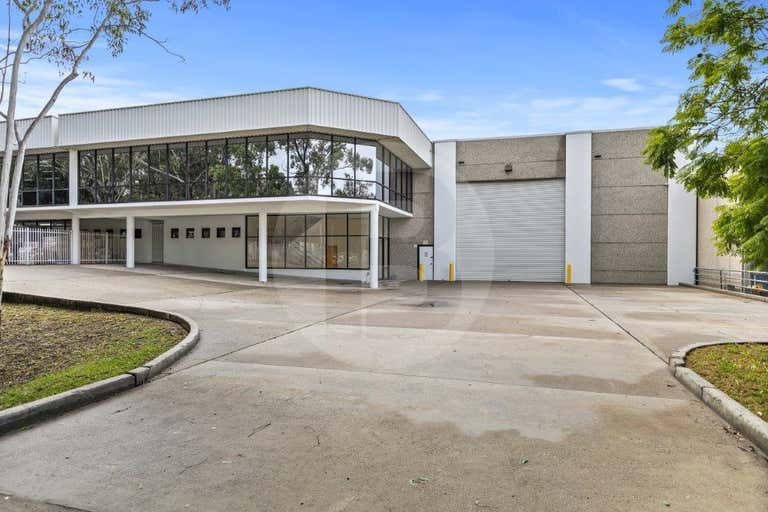 25 TARLINGTON PLACE Smithfield NSW 2164 - Image 1