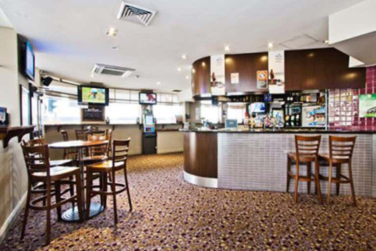 Australian Arms Hotel, 351 High Street Penrith NSW 2750 - Image 2