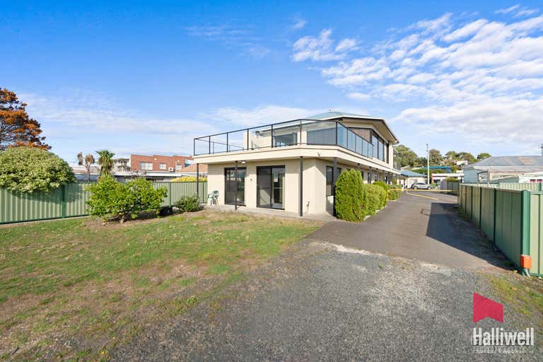 Level Ground, 38 Queen Street West Ulverstone TAS 7315 - Image 2