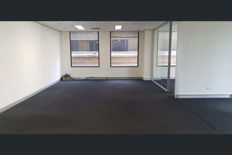 Part Level 4/ 256 Queen Street Melbourne VIC 3000 - Image 4