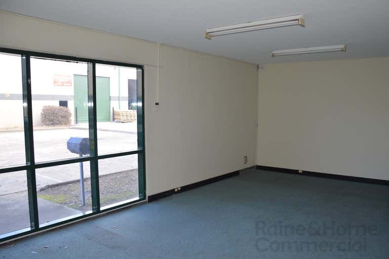 Unit 2, 16-24 Borec Road Penrith NSW 2750 - Image 2