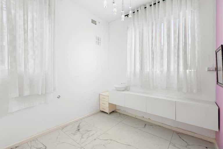 B/666 Pittwater Road Brookvale NSW 2100 - Image 4