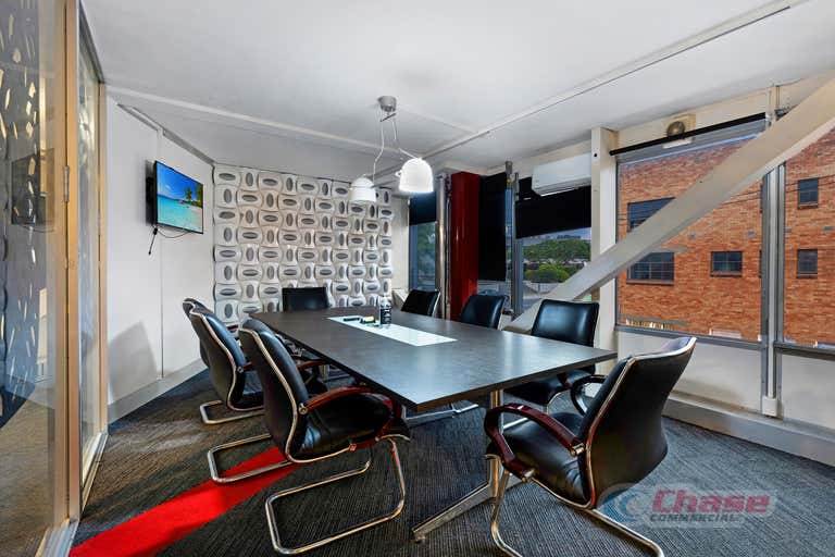 2/68 Commercial Road Newstead QLD 4006 - Image 2