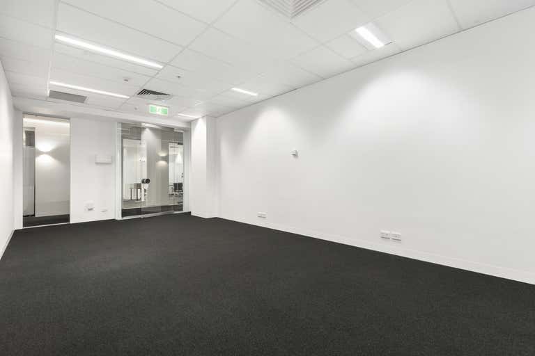 909/9 Yarra Street, SOUTH YARRA, 909/9 Yarra Street South Yarra VIC 3141 - Image 1