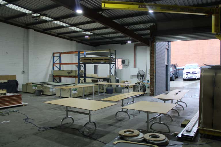 2/150 Garnet Road Kirrawee NSW 2232 - Image 2