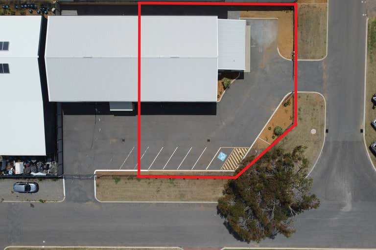 1/6 Gray Street Geraldton WA 6530 - Image 2