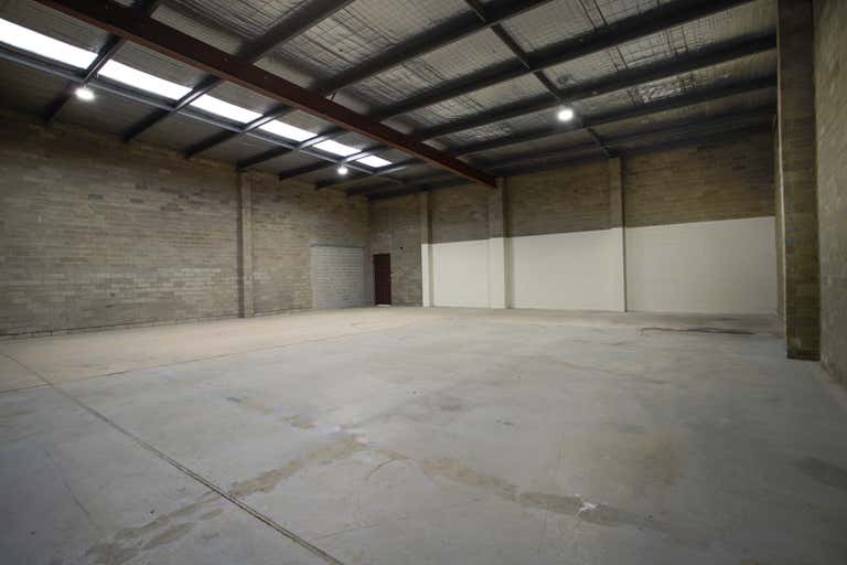 5/4-6 Artisan Road Seven Hills NSW 2147 - Image 2