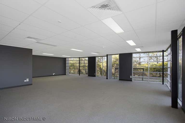 10A & B/84 - 90 Lakewood Boulevard Braeside VIC 3195 - Image 3