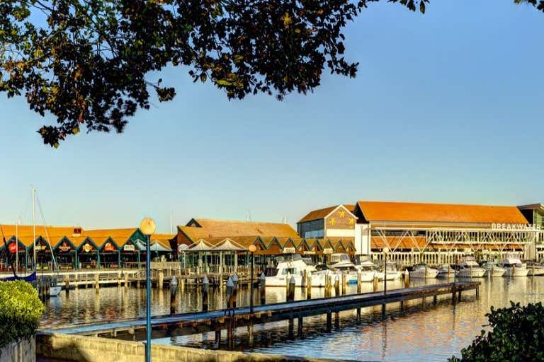 Sorrento Quay Boardwalk, 70/58 Southside Drive Hillarys WA 6025 - Image 1