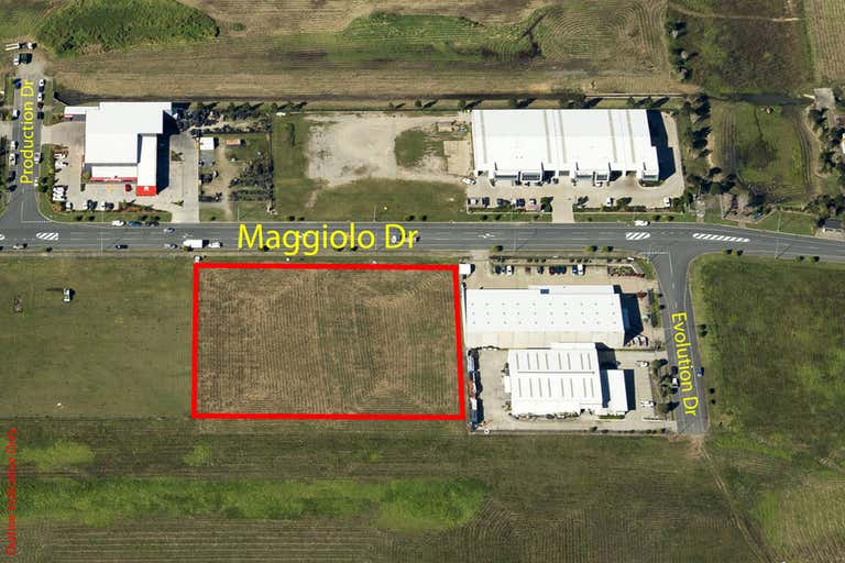 77 Maggiolo Drive, Mackay Paget QLD 4740 - Image 3