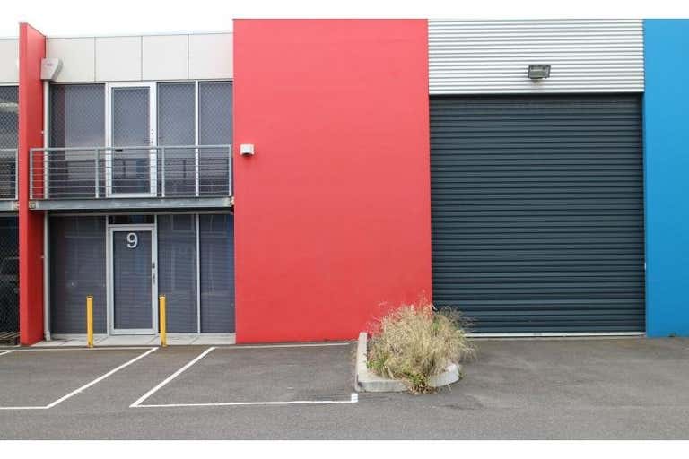 9/31-35 Taunton Drive Cheltenham VIC 3192 - Image 1