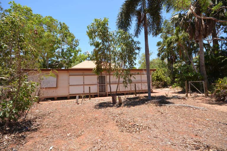 11 Farrell Street Broome WA 6725 - Image 1