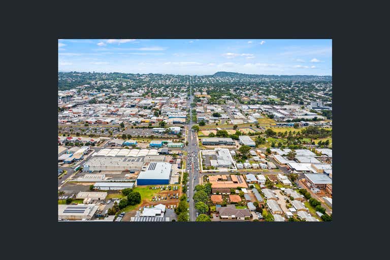 Red Edge Toowoomba, 192-198  James Street South Toowoomba QLD 4350 - Image 4