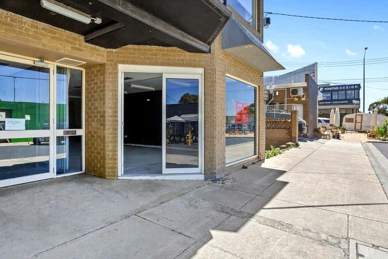 1/2 Blamey Place Mornington VIC 3931 - Image 2