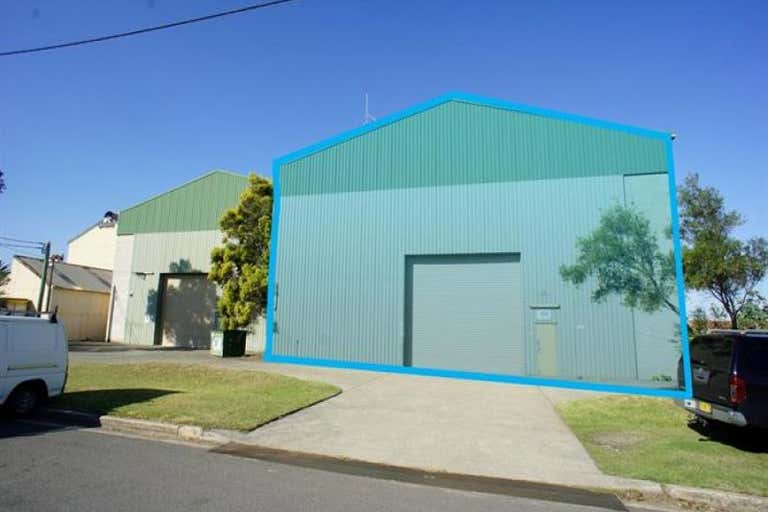 Unit 2, 40 Darling Street Carrington NSW 2294 - Image 1