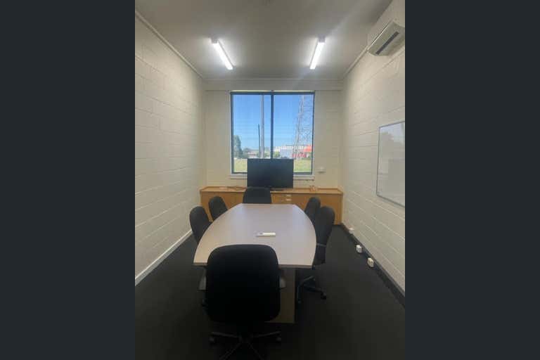 Northlink Offices, Suite 5, 17 Comalco Crt Thomastown VIC 3074 - Image 2