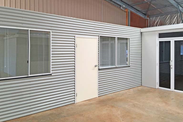 Shed 2, 9 Progress Court Harlaxton QLD 4350 - Image 3