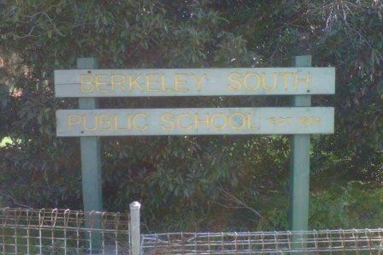 Berkeley South Primary School, 76 Essex Street Berkeley NSW 2506 - Image 2