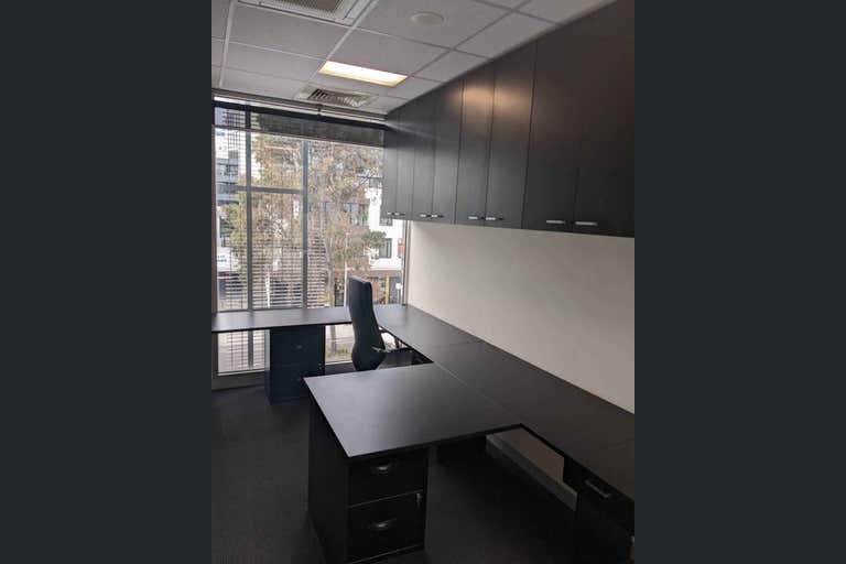 Suite 3 Level 2, 189 Rouse St Port Melbourne VIC 3207 - Image 1