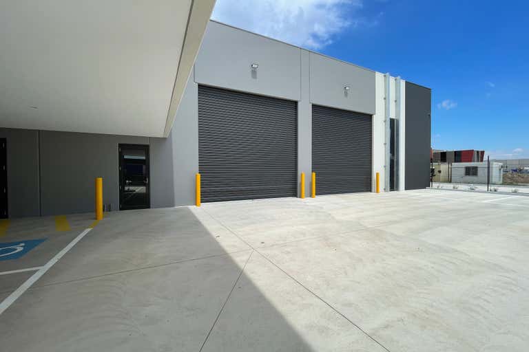 Unit 2, 5 Logic Court Truganina VIC 3029 - Image 2