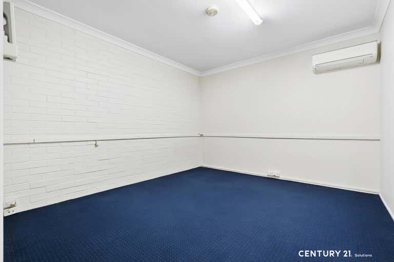 18 Albert Street Rockhampton City QLD 4700 - Image 3