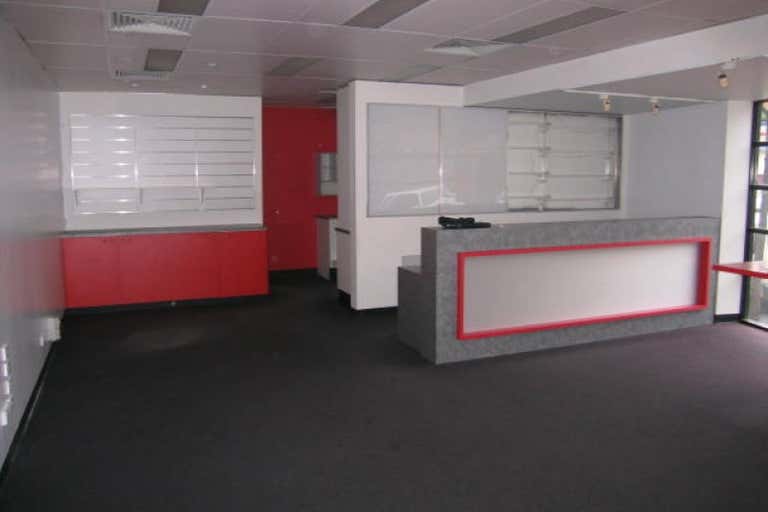 119 Leichhardt Spring Hill QLD 4000 - Image 3