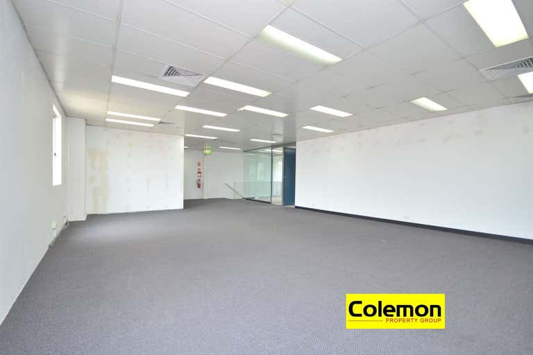 LEASED BY COLEMON PROPERTY GROUP, 2/77 Boundary Road Mortdale NSW 2223 - Image 2