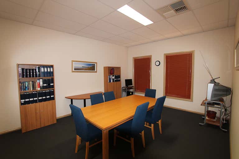 Suite 2, 32 Kincaid Street Wagga Wagga NSW 2650 - Image 2