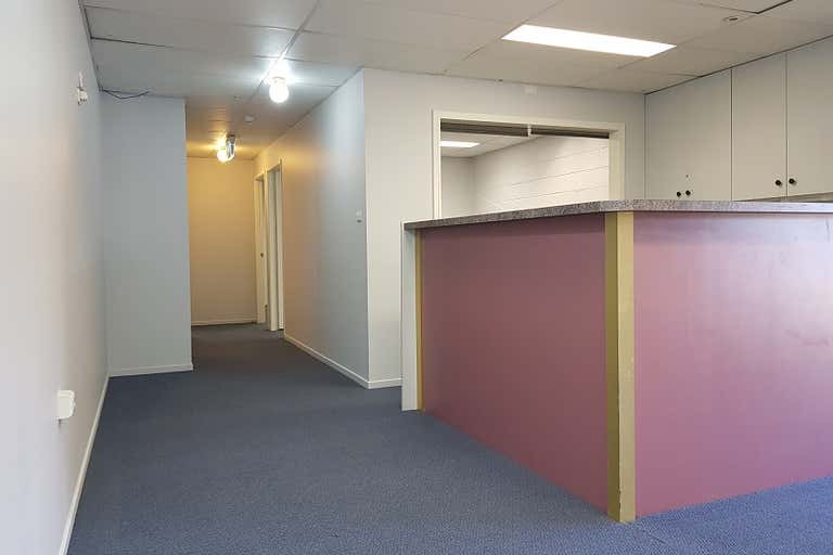 Suite 1, 65 Woodhouse Drive Campbelltown NSW 2560 - Image 3