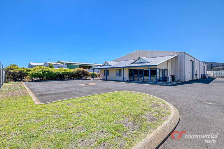 13 Gibbons Road Davenport WA 6230 - Image 2