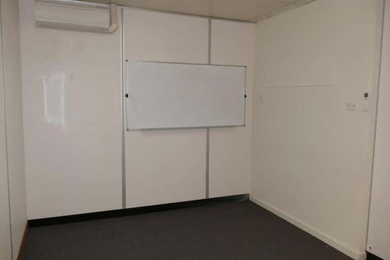 Suite 3, 1st Floor 112a Martin Street Brighton VIC 3186 - Image 4