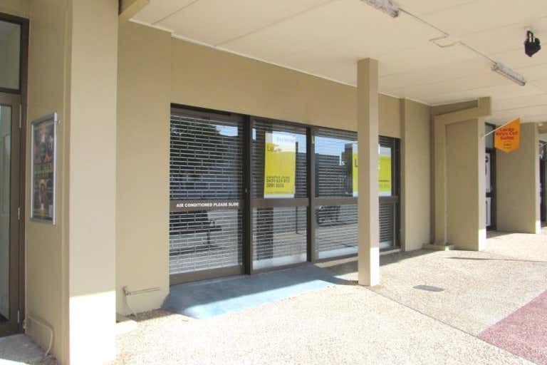 Unit 3B / 643 Wynnum Road Morningside QLD 4170 - Image 4