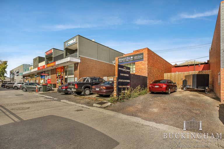 102 Grimshaw Street Greensborough VIC 3088 - Image 2