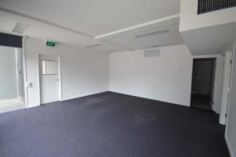 1/235 Arden Street North Melbourne VIC 3051 - Image 3