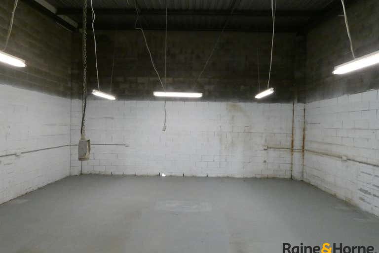 Units 2 & 4, 19 Jambali Road Port Macquarie NSW 2444 - Image 3